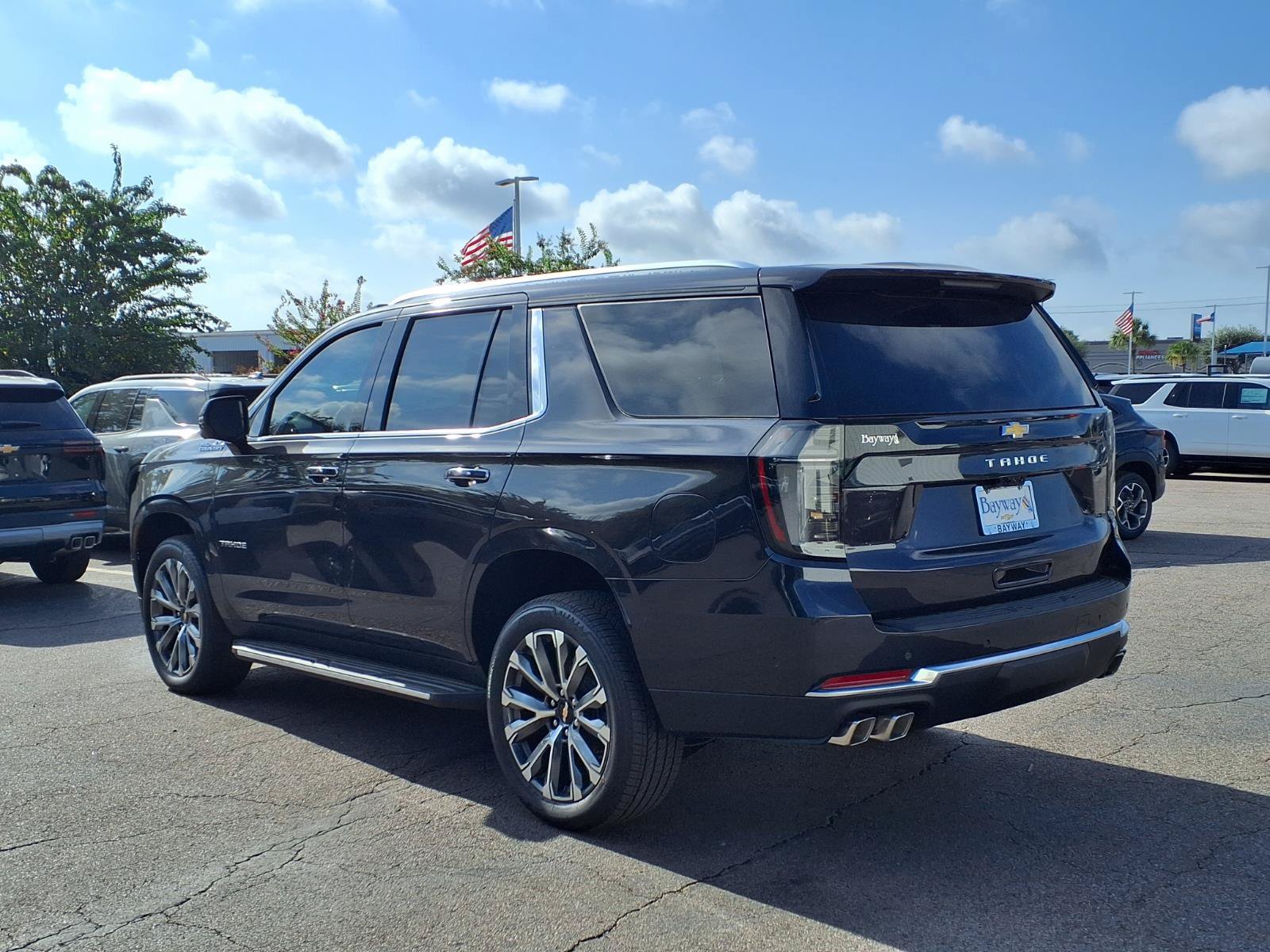 New 2026 Chevrolet Tahoe High Country RWD image 3
