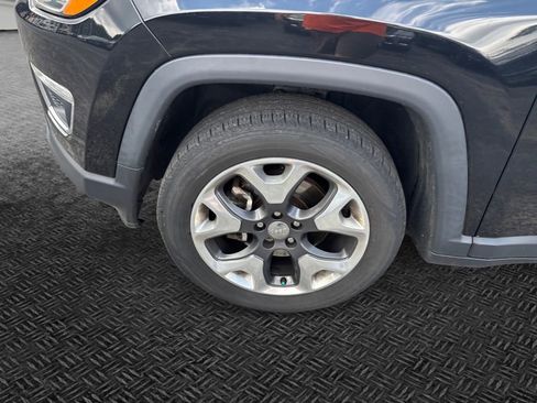 Used 2019 Jeep Compass Limited AWD/4WD image 11