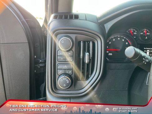 Used 2021 Chevrolet Silverado 1500 Custom image 24