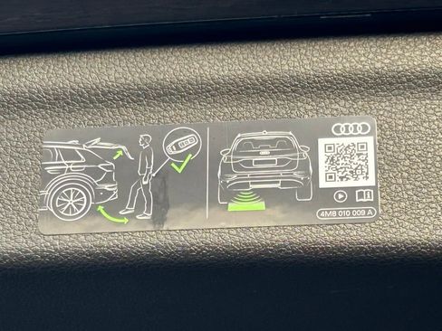 Used 2025 Audi Q3 2.0T Premium w/ Convenience Package image 59