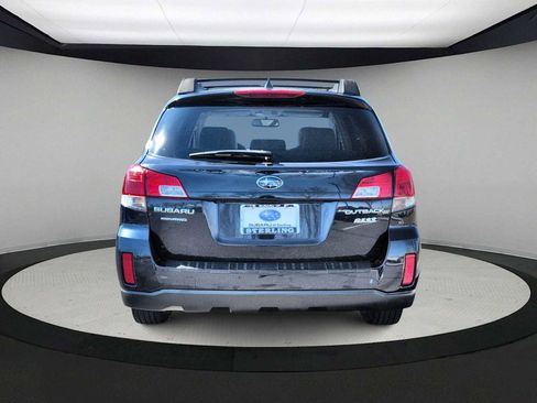 Used 2014 Subaru Outback 2.5i Limited w/ Moonroof Package image 7