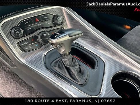 Used 2016 Dodge Challenger SRT Hellcat image 12