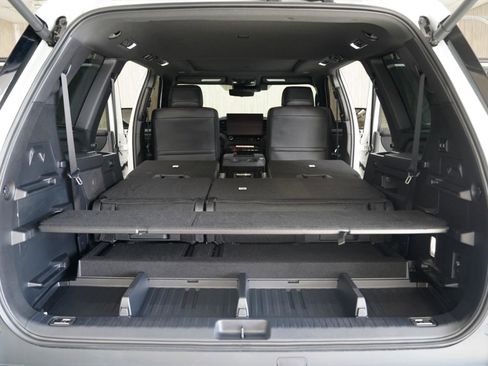 Used 2025 Toyota Sequoia TRD Pro AWD/4WD image 43