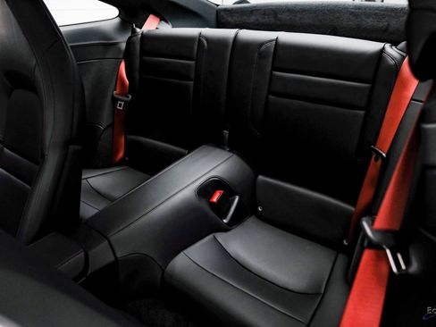 Used 2024 Porsche 911 Carrera w/ Premium Package image 68