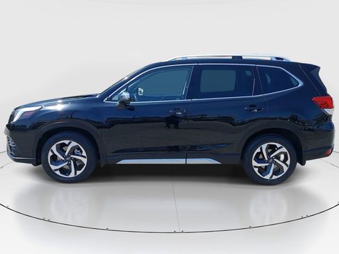 Used 2022 Subaru Forester Touring w/ Popular Package #2 AWD/4WD image 4