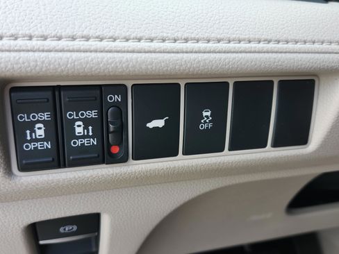 New 2026 Honda Odyssey EX-L image 37