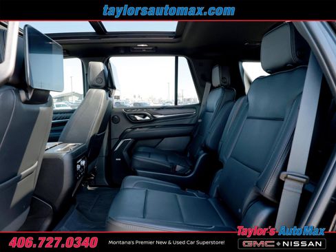 Used 2023 GMC Yukon Denali AWD/4WD image 5