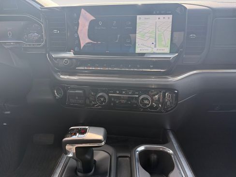 Certified 2025 Chevrolet Silverado 1500 RST AWD/4WD image 11