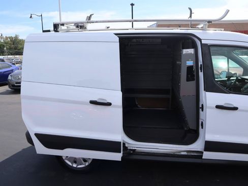 Used 2018 Ford Transit Connect XLT FWD image 12