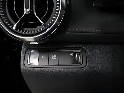 New 2026 Chevrolet Equinox LT FWD image 18