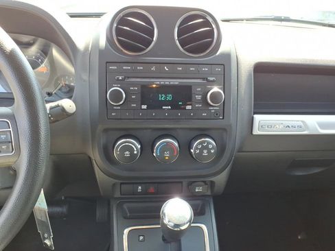 Used 2016 Jeep Compass Sport FWD image 23