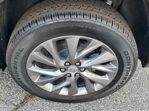 New 2026 Buick Enclave Preferred w/ Power Package FWD image 17