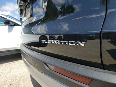 New 2026 GMC Acadia Elevation w/ Elevation Premium Package FWD image 9