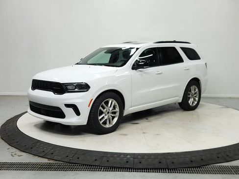 Used 2024 Dodge Durango GT RWD image 4