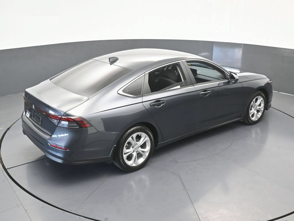 Used 2025 Honda Accord LX image 48
