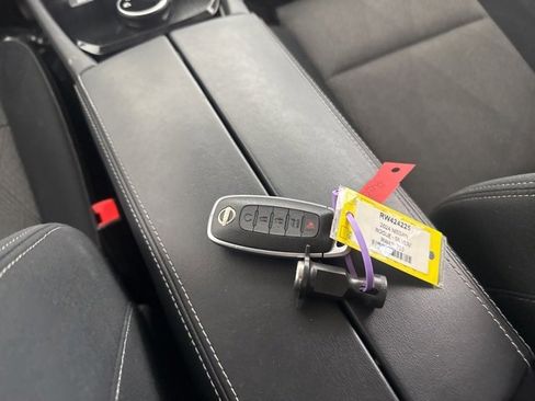 Certified 2024 Nissan Rogue SV image 27