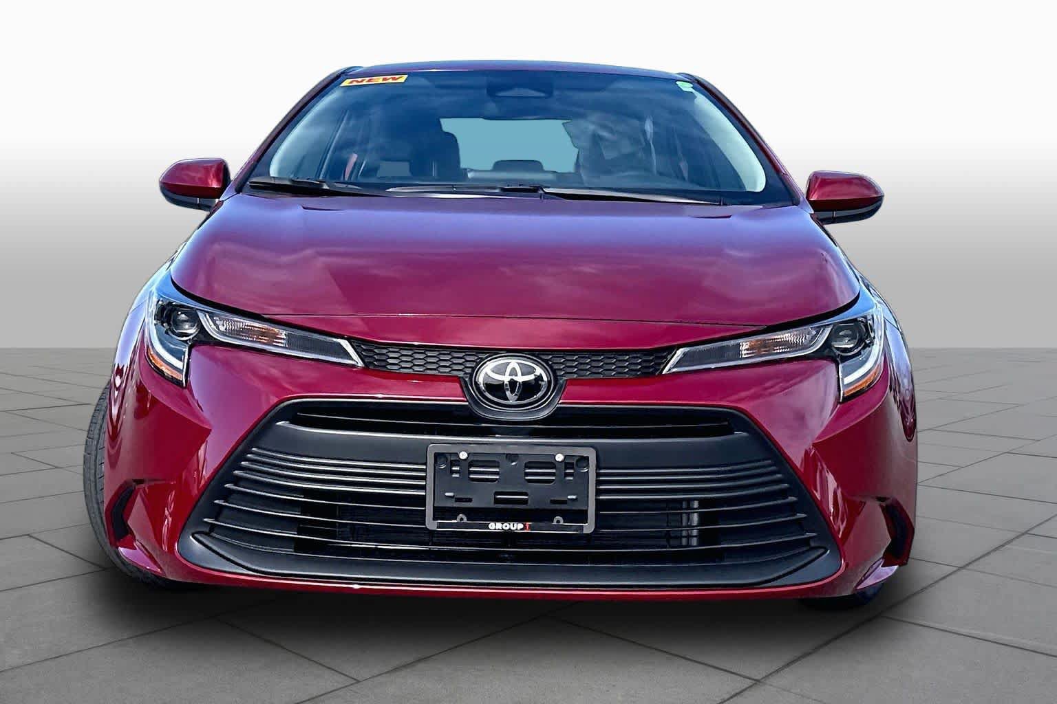New 2027 Toyota Corolla LE w/ LE Premium Package FWD image 3