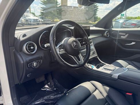 Used 2022 Mercedes-Benz GLC 300 4MATIC w/ Driver Assistance Package image 6