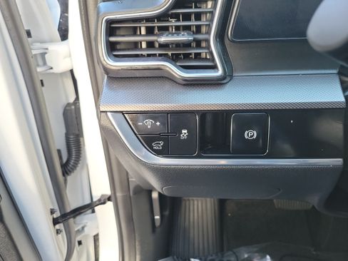 Used 2023 Kia Sportage SX FWD image 26