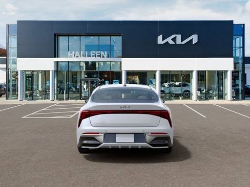New 2026 Kia K5 LXS FWD image 5