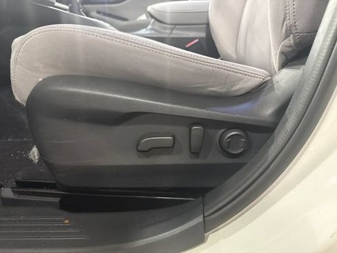Used 2024 Subaru Legacy Premium AWD/4WD image 10