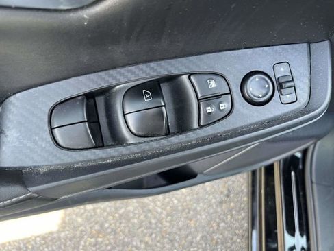 Used 2025 Nissan Sentra SV image 11