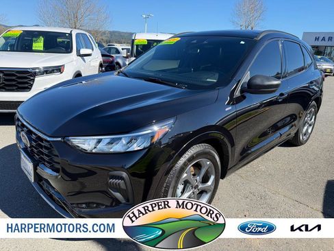 Used 2024 Ford Escape ST-Line w/ Cold Weather Package image 1