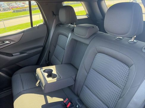 New 2026 Chevrolet Equinox LT w/ Safety and Technology Package AWD/4WD image 42