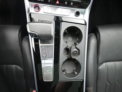 Used 2021 Audi RS 7 Sportback w/ RS 7 Executive Package image 18