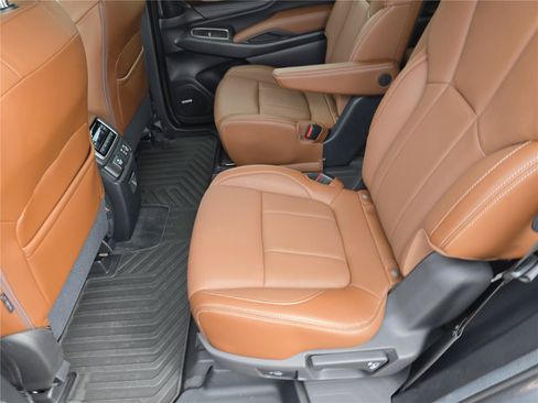 Used 2024 Subaru Ascent Touring AWD/4WD image 15