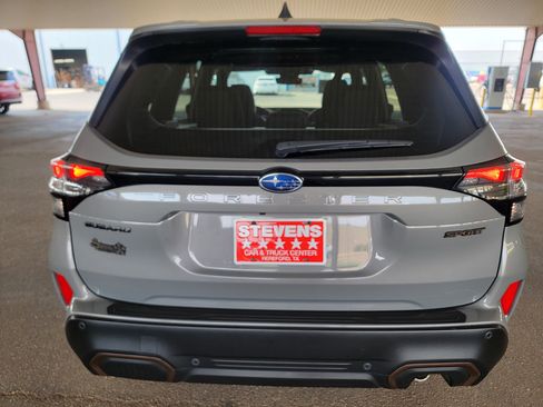 Used 2025 Subaru Forester Sport AWD/4WD image 9