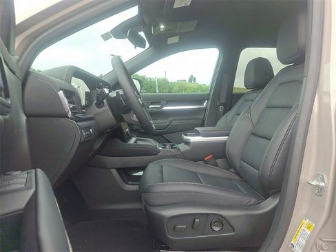 New 2026 GMC Terrain Elevation w/ Elevation Premium Package image 7