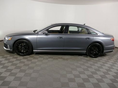 Used 2020 Audi S8 L w/ S8 Executive Package AWD/4WD image 27
