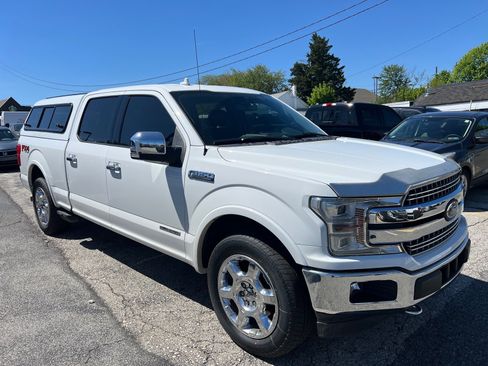 Used 2018 Ford F150 Lariat w/ Equipment Group 502A Luxury AWD/4WD image 3