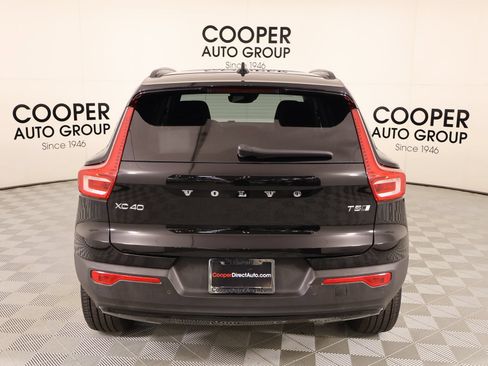 Used 2022 Volvo XC40 T5 R-Design w/ Advanced Package AWD/4WD image 23