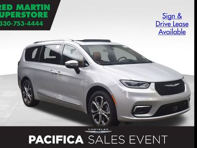 New 2026 Chrysler Pacifica Pinnacle w/ Trailer Tow Group