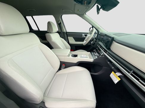 New 2026 Hyundai Santa Fe SE FWD image 21
