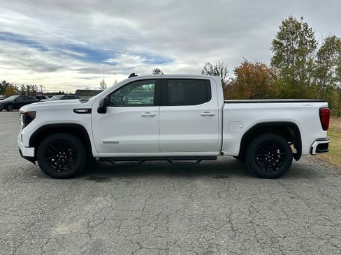 Used 2024 GMC Sierra 1500 Elevation AWD/4WD image 6