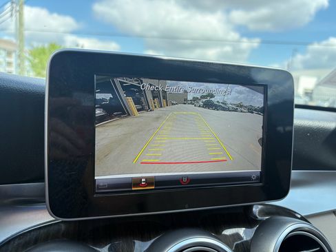 Used 2018 Mercedes-Benz C 300 Sedan image 17