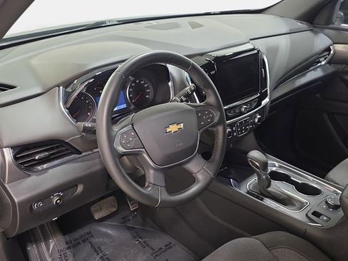 Used 2023 Chevrolet Traverse LT AWD/4WD image 16