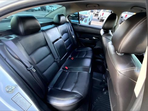 Used 2015 Chevrolet Cruze LT FWD image 26