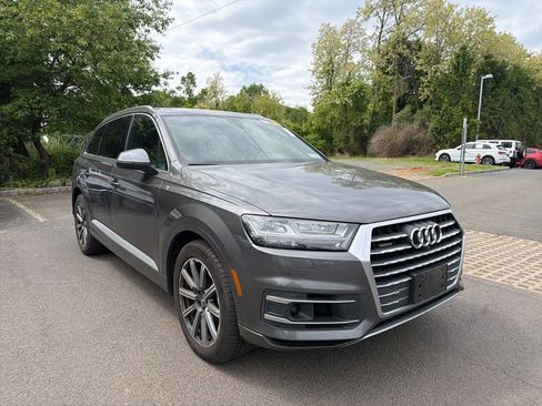 Used 2018 Audi Q7 3.0T Prestige AWD/4WD image 3