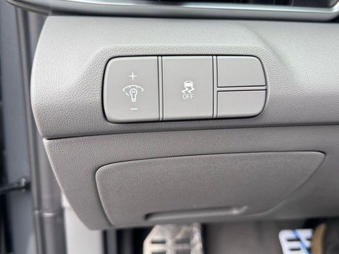 New 2026 Hyundai Elantra Sport FWD image 15