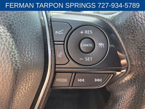 Used 2020 Toyota Camry LE image 28
