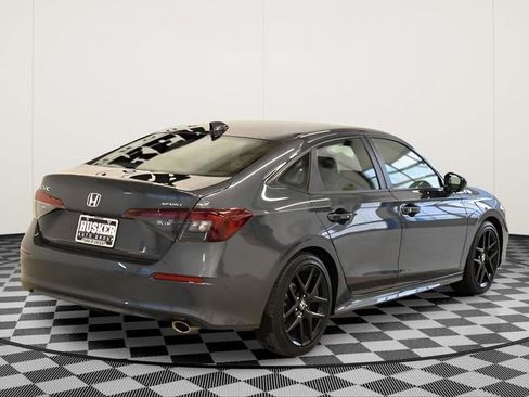 Used 2025 Honda Civic Sport image 4