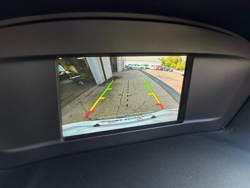 Used 2018 Ford Escape SE FWD image 16