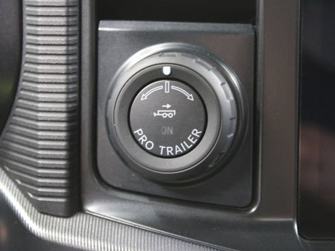 Used 2025 Ford F150 Platinum w/ FX4 Off-Road Package AWD/4WD image 73