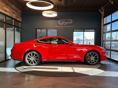 Used 2018 Ford Mustang Coupe w/ Equipment Group 101A RWD image 2