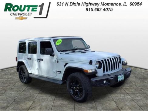 Used 2021 Jeep Wrangler Unlimited Sahara AWD/4WD image 2