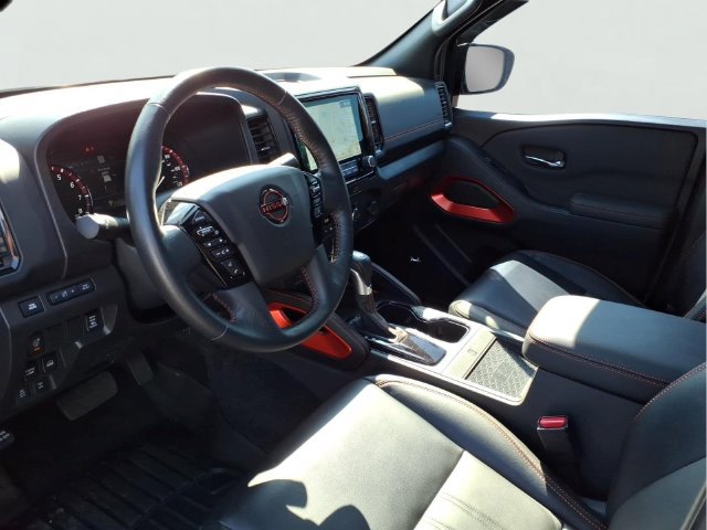 Used 2024 Nissan Frontier PRO-4X w/ Pro Premium Package AWD/4WD image 5